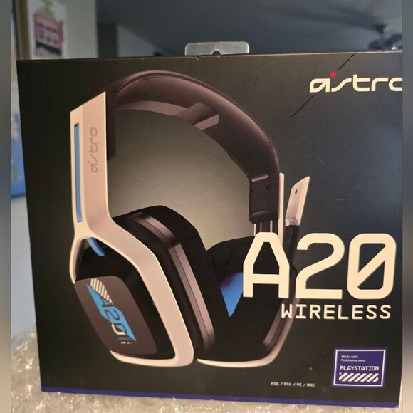 Astro A20 Bluetooth Wireless Gaming Headset for Playstation 4/5 - Picture 13 of 14